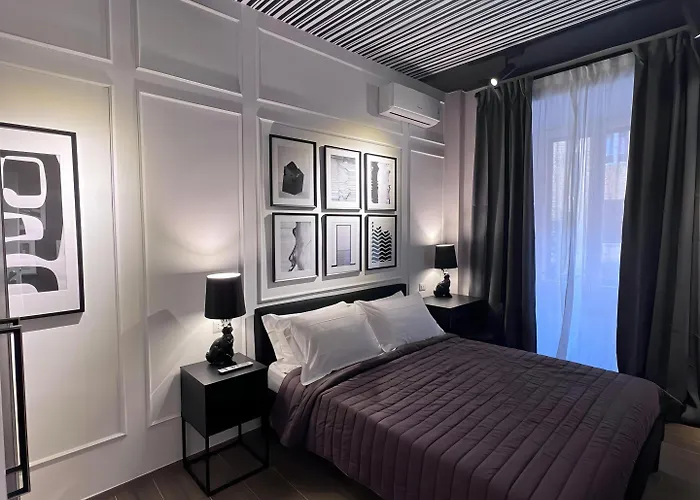 The B Place Cola 4* Roma